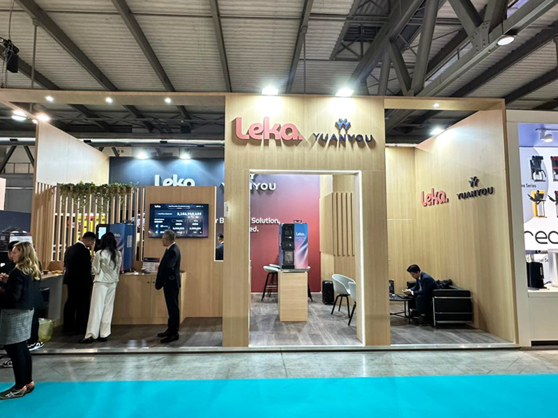 Connect Displays LEKA